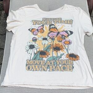 Zoe + Liv White Orange Graphic Tee Relaxed Fit